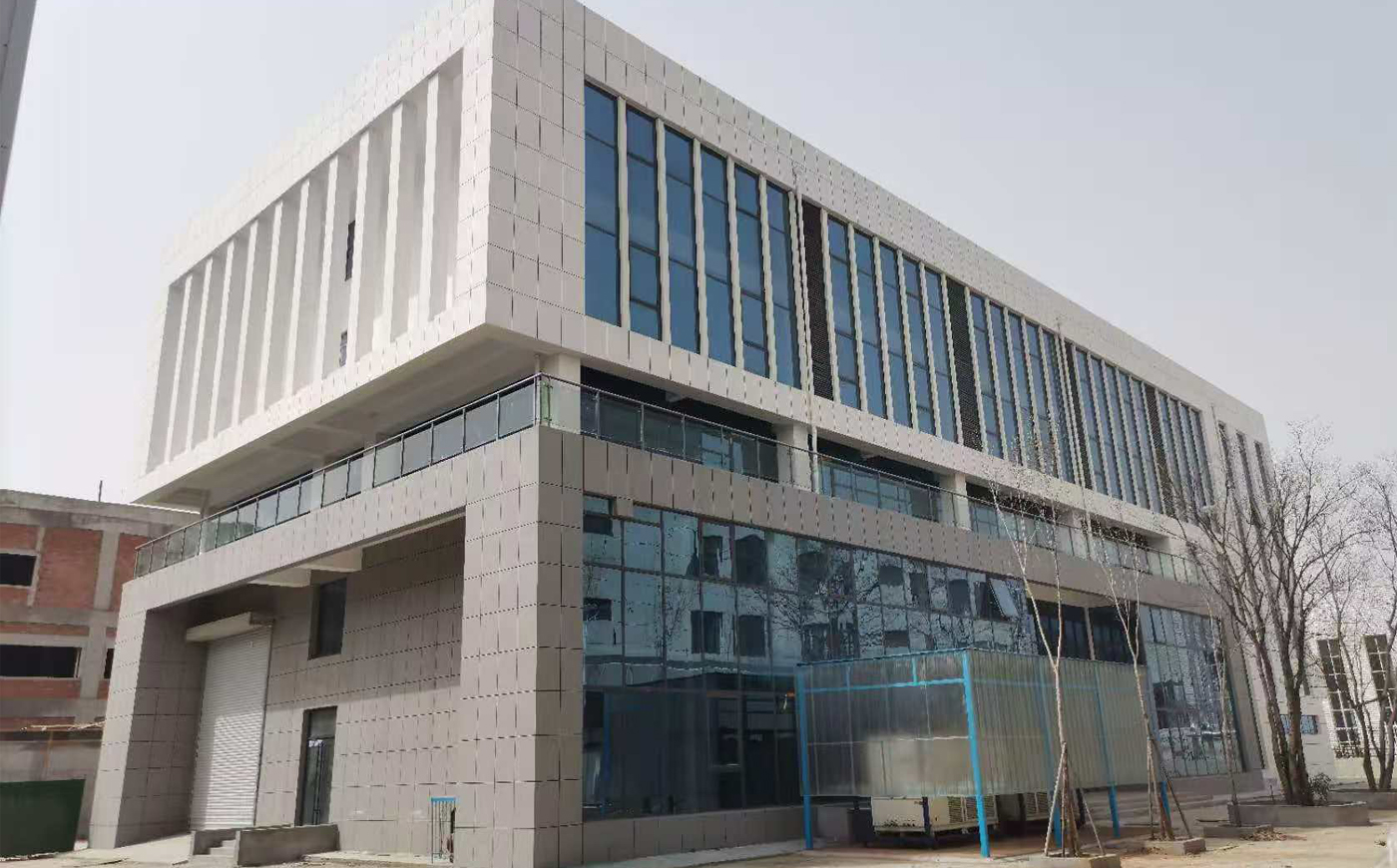 2024年，山東省諾為流動化學研究院有限公司二期基建項目完工，實驗設備安裝及調試完成，并正式投入使用。